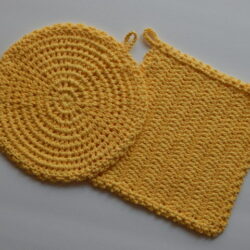 yellow pot holder