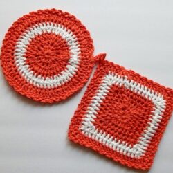 crocheted pot holders